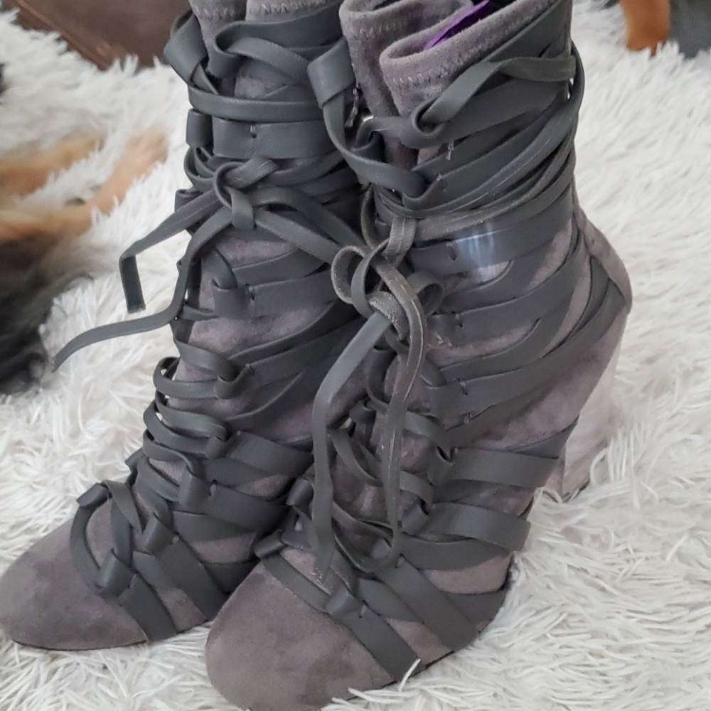 Ankle boots